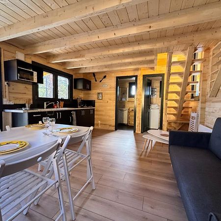 Parc Residentiel De Loisir : Le Loup Blanc Du Riou Hotel Barcelonnette Buitenkant foto