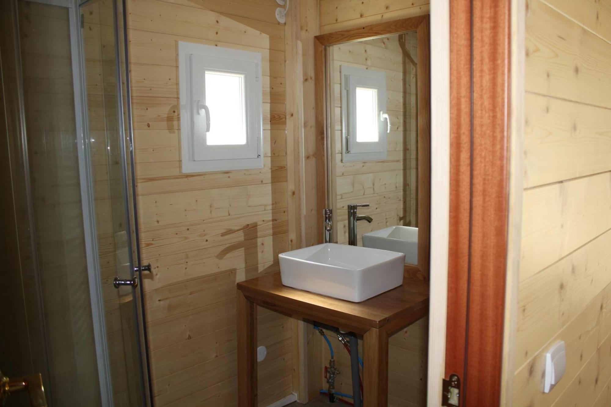 Parc Residentiel De Loisir : Le Loup Blanc Du Riou Hotel Barcelonnette Buitenkant foto