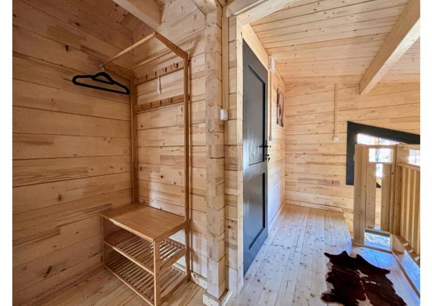 Parc Residentiel De Loisir : Le Loup Blanc Du Riou Hotel Barcelonnette Buitenkant foto