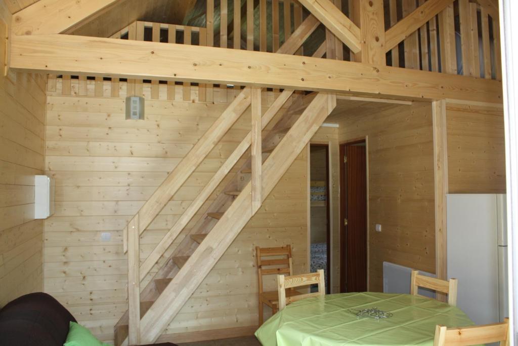 Parc Residentiel De Loisir : Le Loup Blanc Du Riou Hotel Barcelonnette Kamer foto
