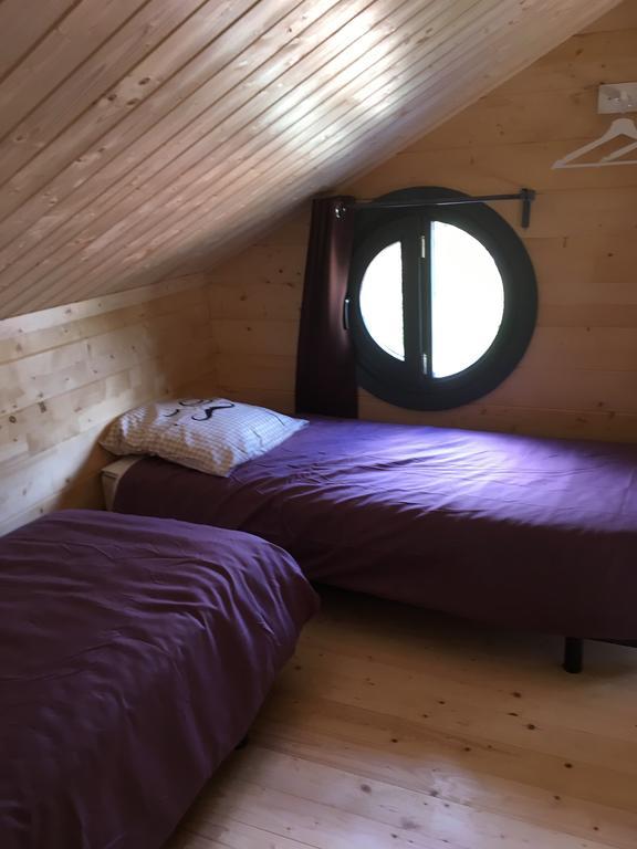 Parc Residentiel De Loisir : Le Loup Blanc Du Riou Hotel Barcelonnette Buitenkant foto